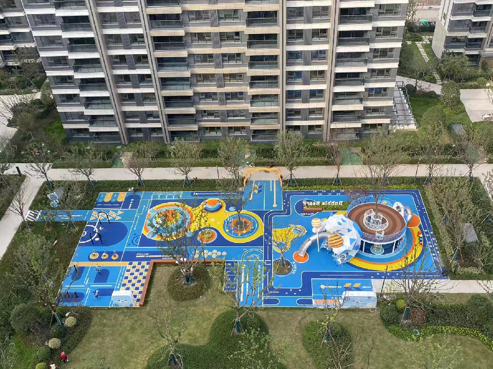 四季·体育圆满完成上海招商公馆儿童游乐区项目施工